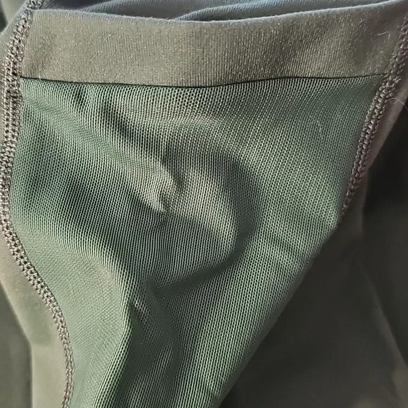 Fabletics Dark Green PowerHold Leggings - Picture 4 of 5